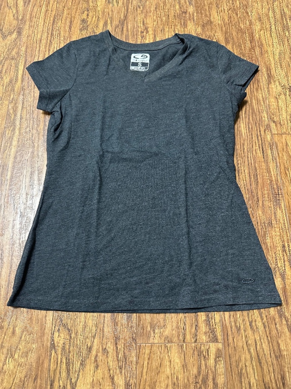 C9 Champion Athletic Women's T-Shirt V-Neck Duo Dry Charcoal Grey Size Small